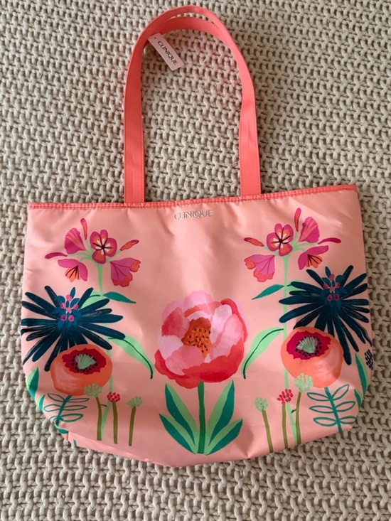 Clinique Handbags - Clinique Pink Floral Large Tote Bag
